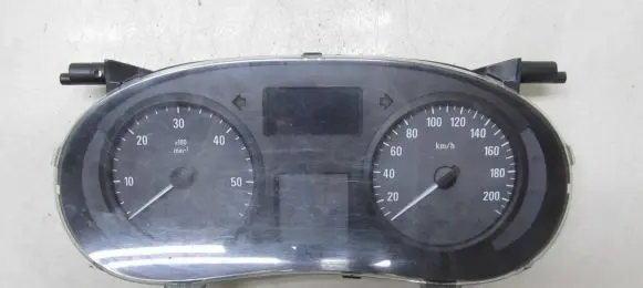 Renault Trafic II (X83) Speedometer (instrument cluster) 8200961817C