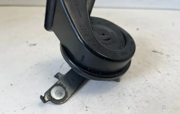 Mercedes-Benz CLS C219 Horn signal 703881157 00115