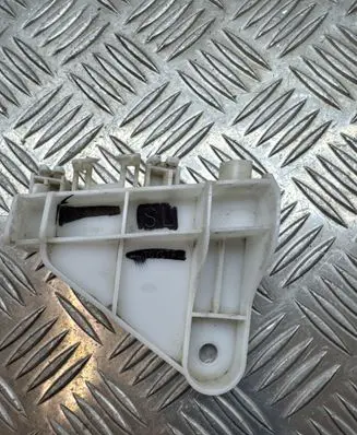 Toyota Corolla E160 E170 Rear bumper mounting bracket 5256302220