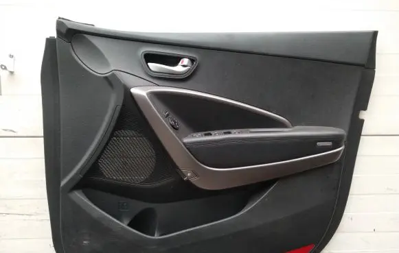 Hyundai Santa Fe Front door card panel trim 823422W020R