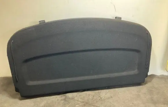 Parcel shelf