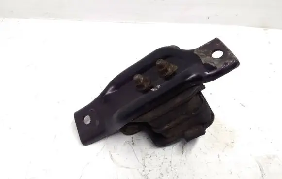 Subaru Forester SF Engine mount bracket 41022FA091
