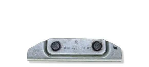 BMW X5 E70 Muffler mount bracket/holder 18307799588