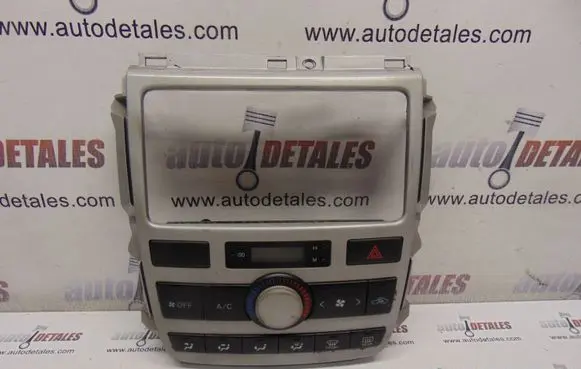 Toyota Avensis Verso Climate control unit 5590044250