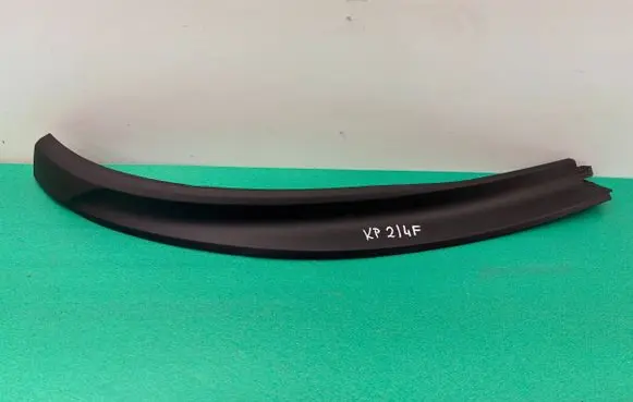 Opel Astra K Front bumper lip 39130504