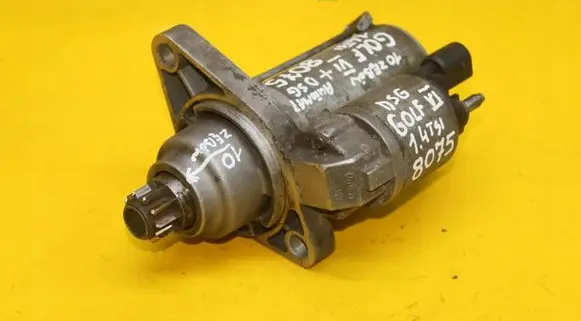Volkswagen Golf VI Starter motor