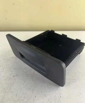 Hyundai Santa Fe Dashboard storage box/compartment 