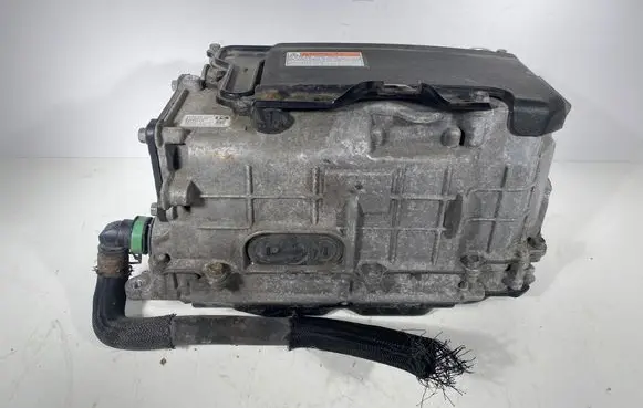 Toyota Prius (XW30) Voltage converter inverter G920047210
