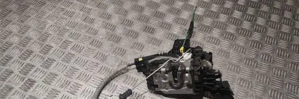 Mercedes-Benz C W205 Coupe door lock (next to the handle) A2220063999
