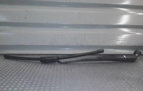 Lexus IS 220D-250-350 Windshield/front glass wiper blade 