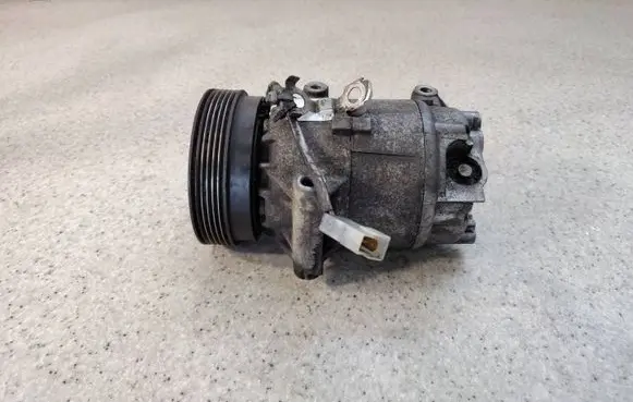 Nissan Almera N16 Air conditioning (A/C) compressor (pump)