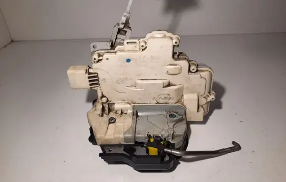 Audi A4 S4 B7 8E 8H Rear door lock 893015