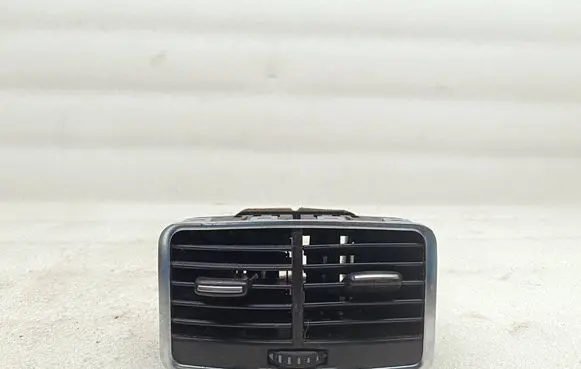 Audi A6 Allroad C6 Rear air vent grill 4F0819203C