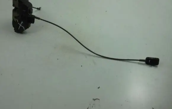 Renault Scenic II - Grand scenic II Front door lock 8200027779