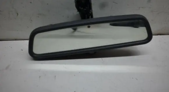 Rear view mirror (interior)