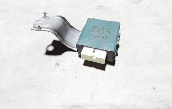 Lexus IS 220D-250-350 Door control unit/module 8597053030 0515004060
