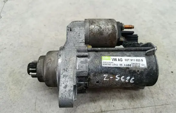Skoda Fabia Mk2 (5J) Starter motor 02T911023S