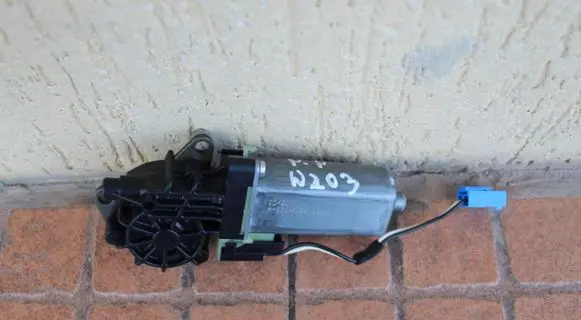 Opel Meriva A Seat adjustment motor 0390203002