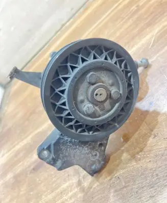 BMW 7 E65 E66 Power steering pump 678126701 LH2114537
