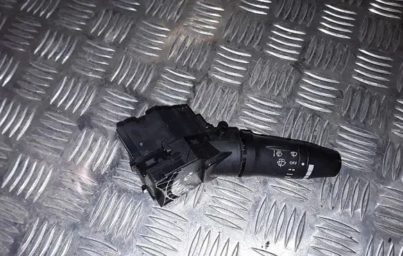 Nissan Primera Wiper switch 25260AV715