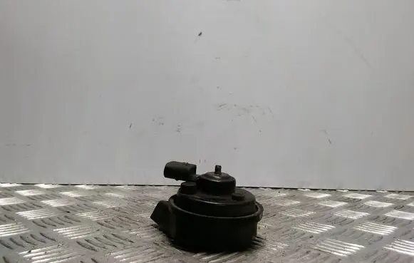 Audi A4 S4 B7 8E 8H Horn signal 8E0951223A