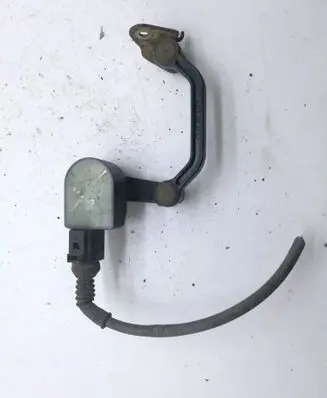 Volkswagen PASSAT B6 Air suspension front height level sensor 1T0907503