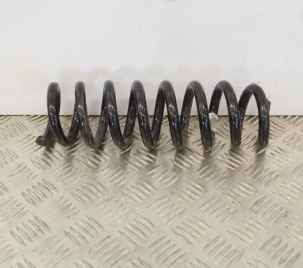BMW 2 F22 F23 Rear coil spring