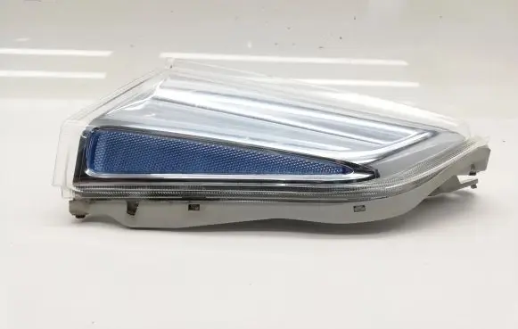 Nissan Leaf I (ZE0) Headlight/headlamp