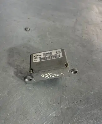 Volvo V70 ESP acceleration yaw rate sensor 8688069 10098504024 448801001029
