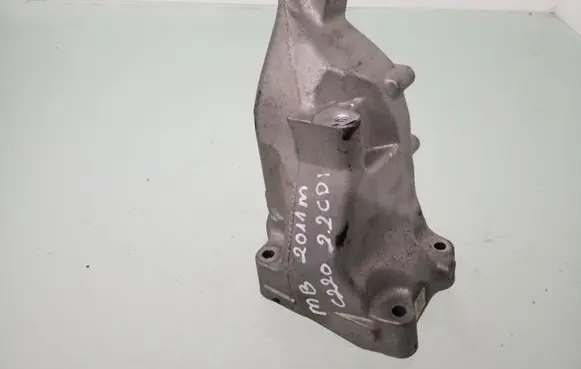 Mercedes-Benz C W204 Engine mounting bracket A6512233504