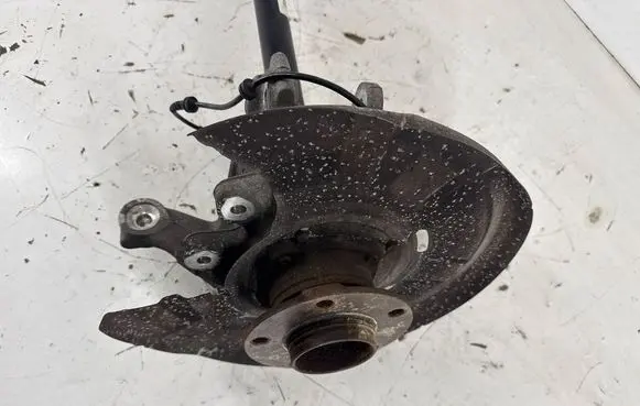 BMW 6 F06 Gran coupe Rear wheel hub 685289 7577508 33207577508