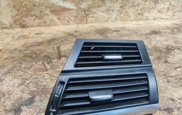 BMW X5 E70 Dashboard side air vent grill/cover trim 9227768 14482110