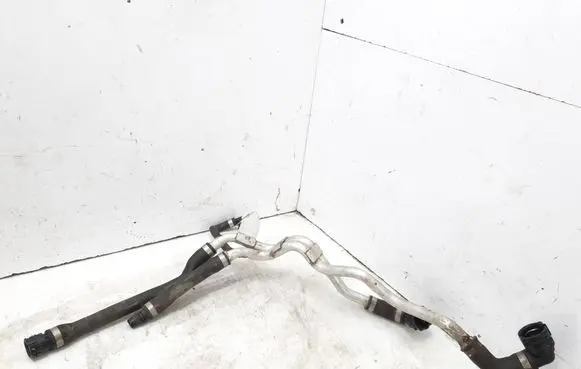 Mercedes-Benz C W205 Engine coolant pipe/hose A2055002872