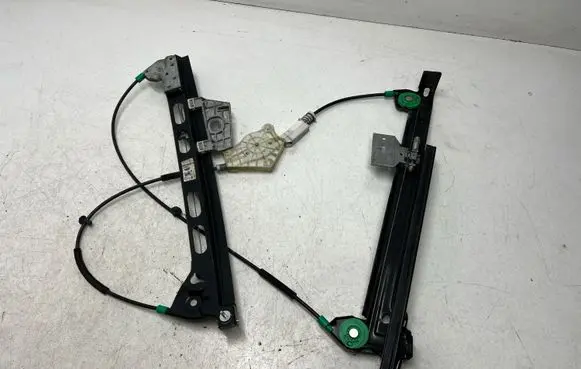 Audi A4 S4 B6 8E 8H Front door electric window regulator 990262201