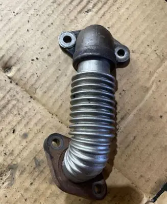 Infiniti FX EGR valve line/pipe/hose 09211