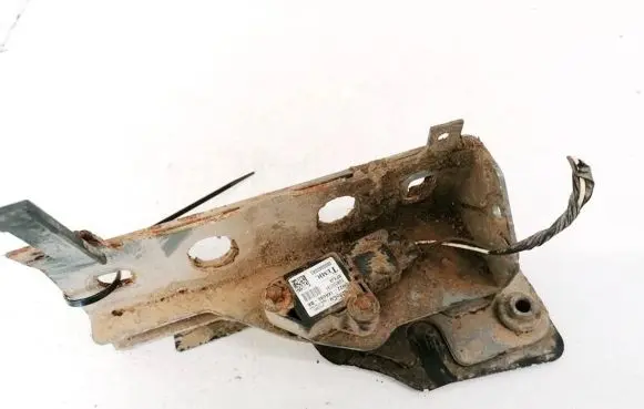 Land Rover Discovery 3 - LR3 Airbag deployment crash/impact sensor 5H2Z14A686BA 5H2Z-14A686-BA