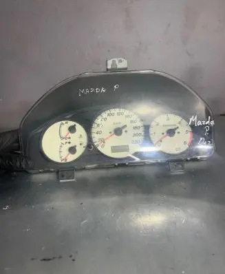 Mazda Premacy Speedometer (instrument cluster) Wvcb87 20925134216