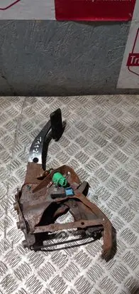Toyota RAV 4 (XA30) Brake pedal 4711042180 T1126