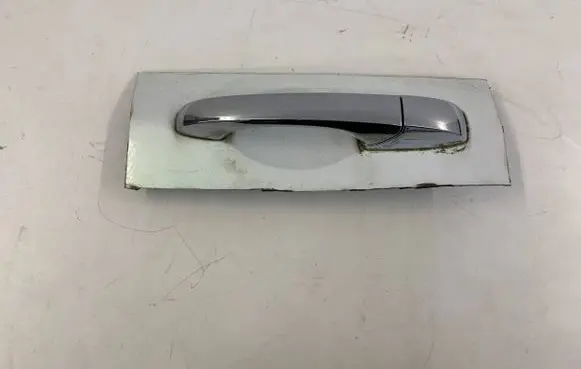 Chrysler 300 - 300C Rear door handle trim 