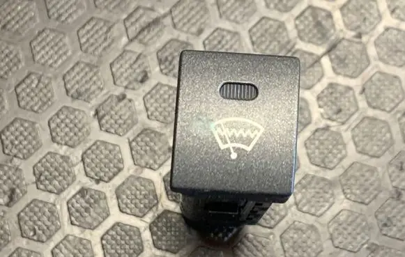 KIA Sorento Windscreen/window heater switch 202002962