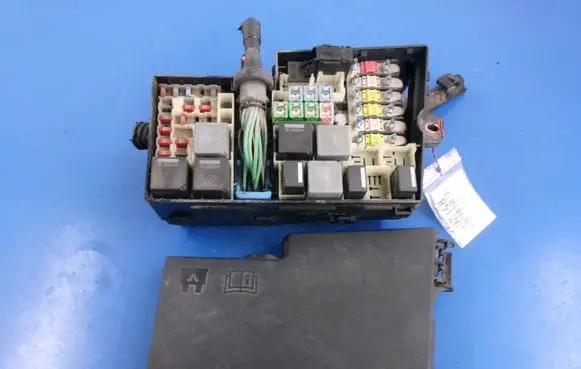 Fuse box set