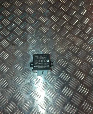Audi A6 S6 C6 4F Light module LCM 8P0907357C