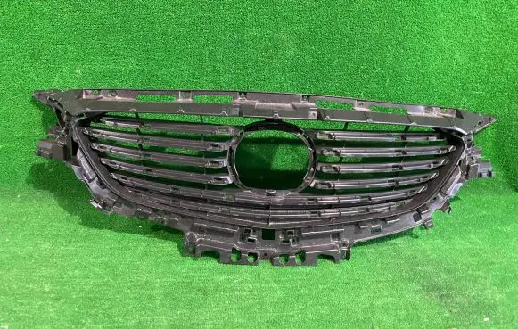 Mazda 6 Front bumper upper radiator grill G46L50712