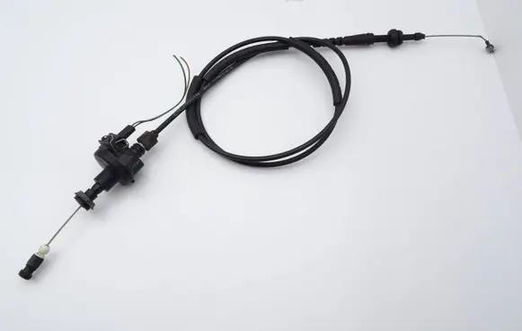 Volkswagen Golf IV Throttle cable 1J0723555AB