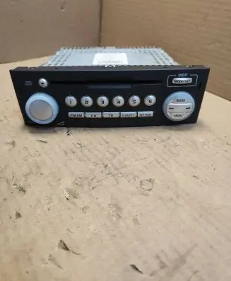 Mitsubishi Colt Radio/CD/DVD/GPS head unit MR587702HA 570770620