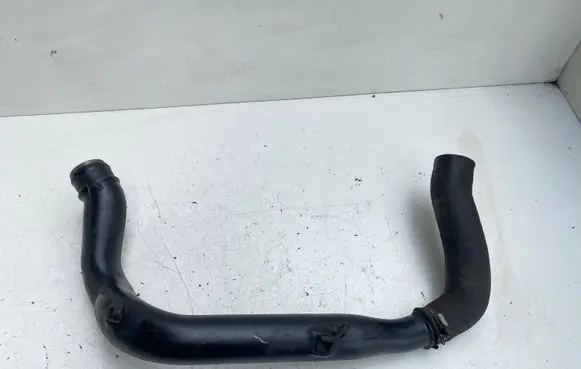 Volvo XC90 Intercooler hose/pipe 30647918