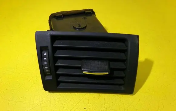 Audi A4 S4 B6 8E 8H Dashboard side air vent grill/cover trim 8E0820902F