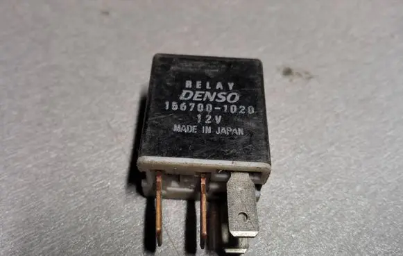 Mitsubishi Galant Other relay 156700-1020