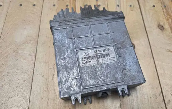 Volkswagen Sharan Engine control unit/module 028906021GP