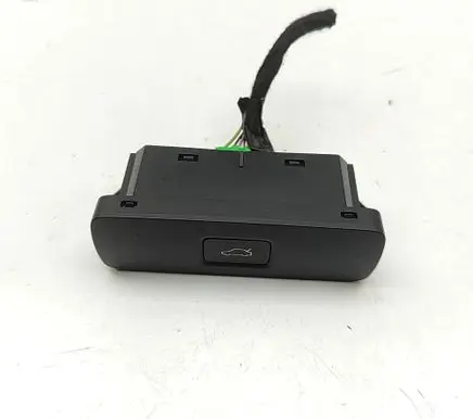 Volvo S90, V90 Tailgate/boot open switch button 32350330